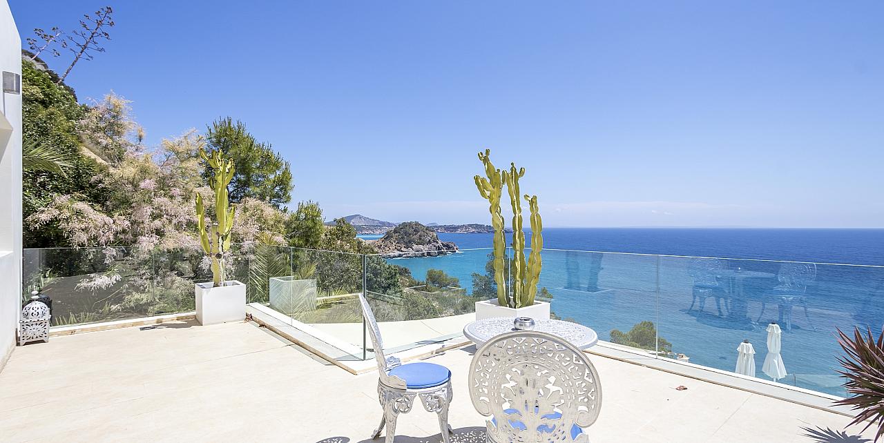 La Villa Es Cubells – Luxury Holiday Villa in Ibiza