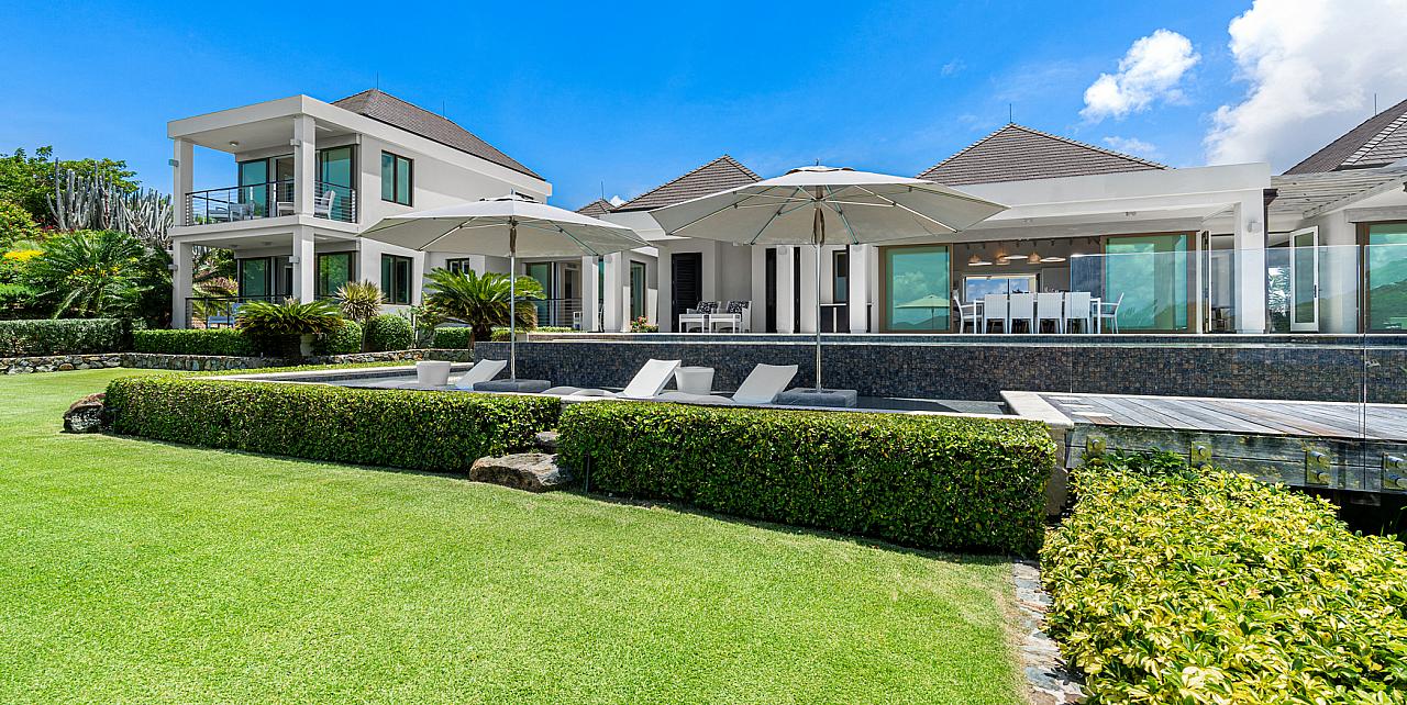 Nora Hazel Estate Villas