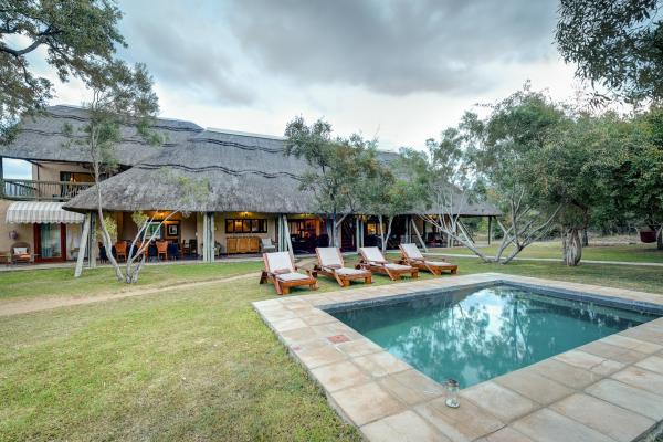 Tintswalo - The Manor House