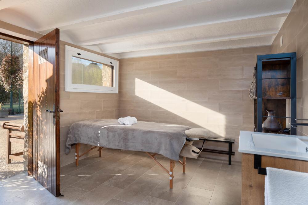 Mas Moli Petit - 8 bedroom villa in Spain  Mas Moli Petit - 8 bedroom villa in Spain