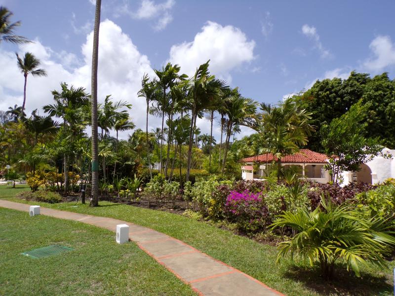 Royal Glitter Bay Apartments , Glitter Bay , Porters , St James , West Coast Barbados 