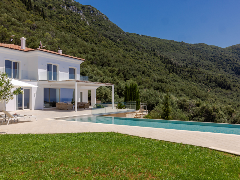 Villa Symphonia , Corfu 