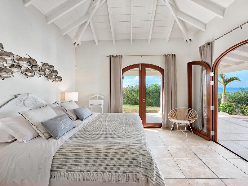 Happy Bay , Happy Bay 