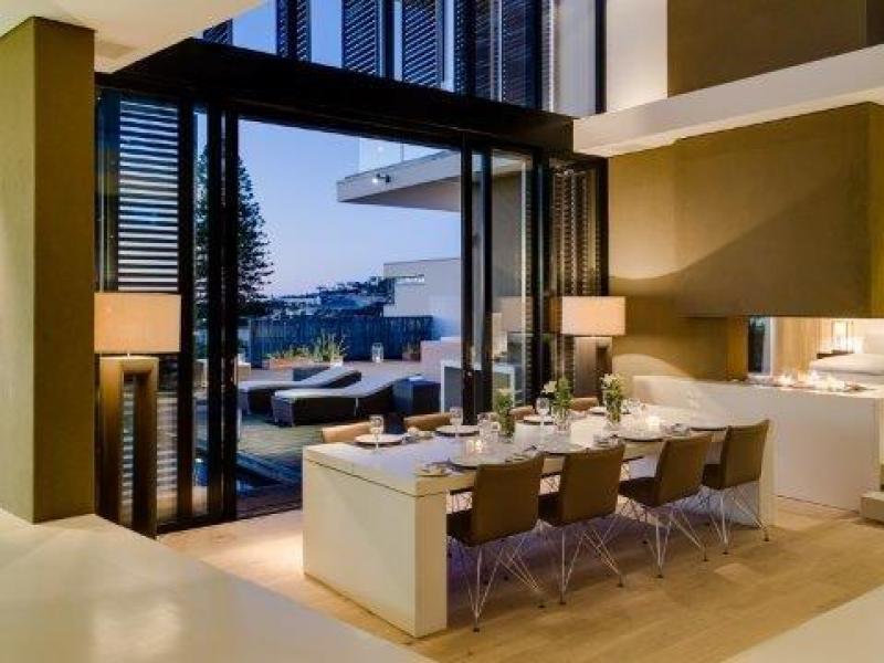 Magnetic , Cape Town 