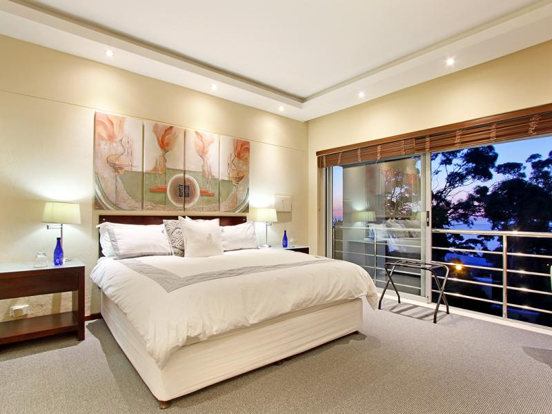 Hollywood Mansion , Cape Town 