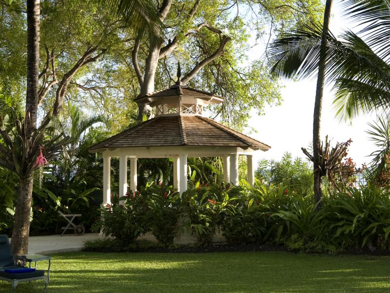 Moon Reach - Beachfront , Beachfront villas Barbados , Lower Carlton , St James , The Garden, Barbados , West Coast Barbados 