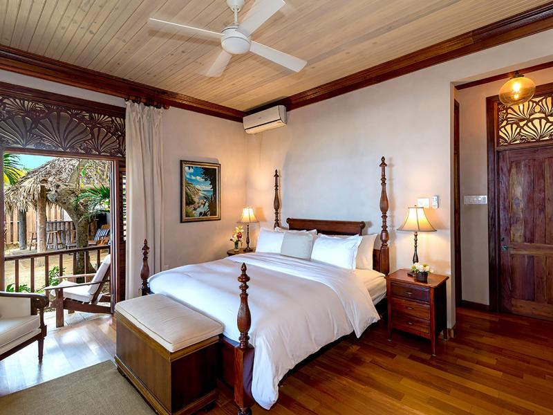 Hidden Bay by the Sea , 