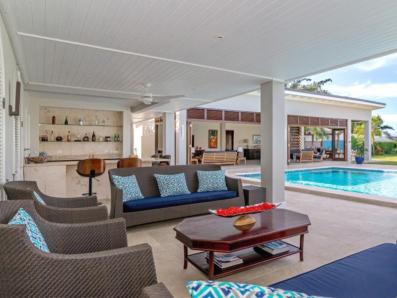 Sweet Spot on The Beach , Runaway Bay 