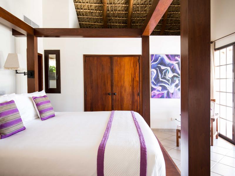 Paradise Beach, Nevis , Nevis 