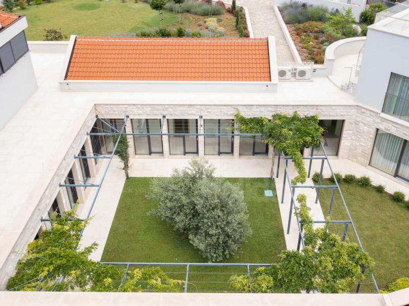 Villa Hilltop Haven , Islands 