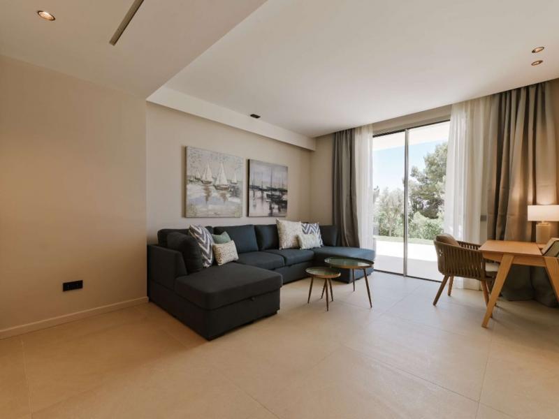 Villa Zahara , Cas Català-Illetes 