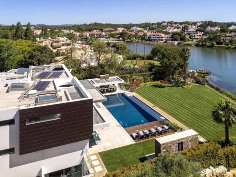 Villa Borda do Lago , Algarve , Quinta do Lago 