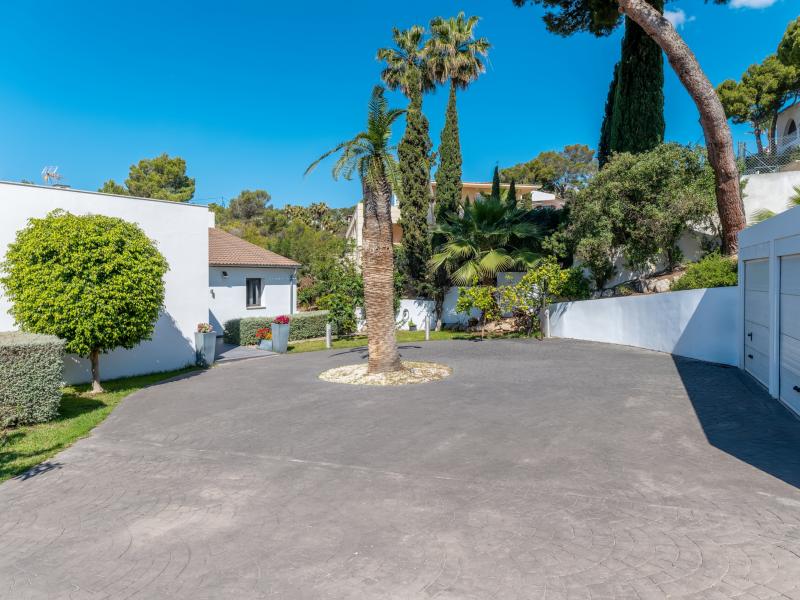 Villa Cantante , Portals 