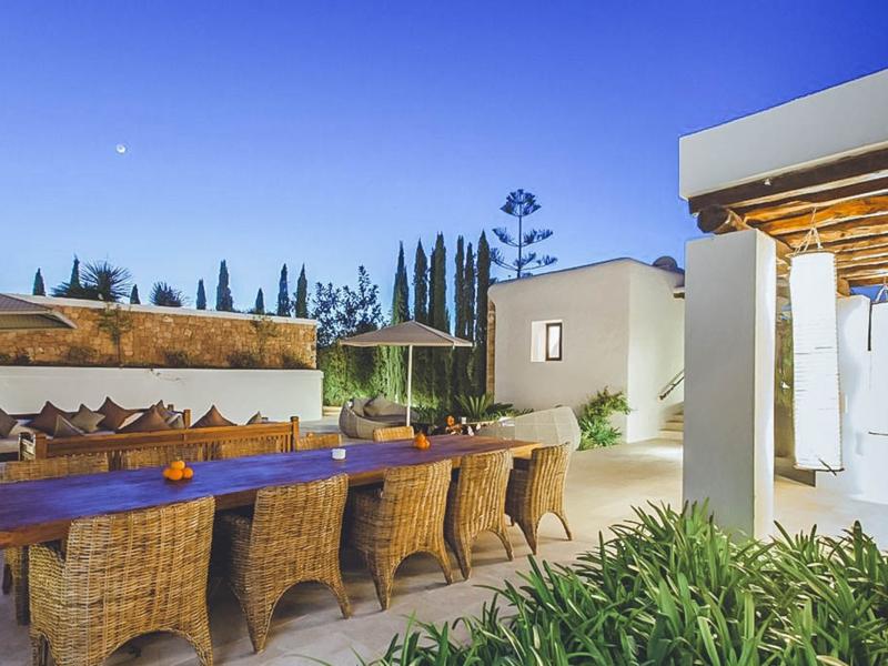 Can Alivia , San Carlos 