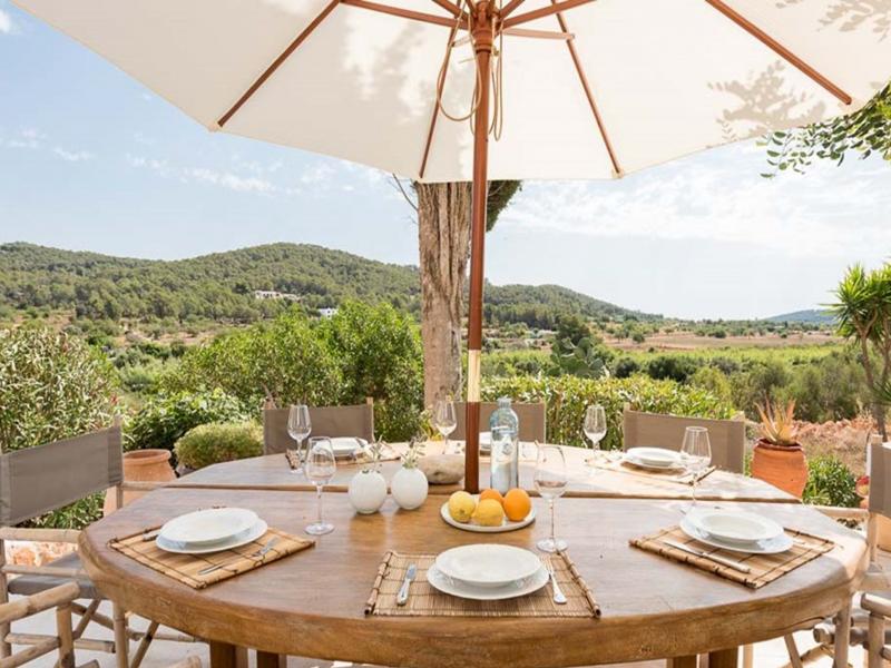 Can Daphne , Santa Gertrudis 