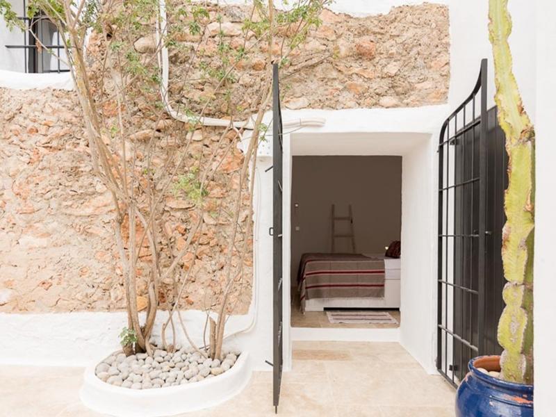 Can Daphne , Santa Gertrudis 