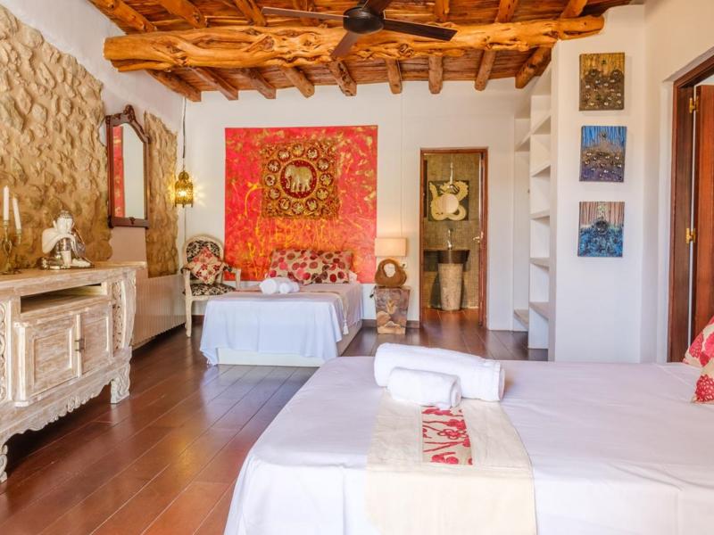 Can Savasana , Cala Salada 