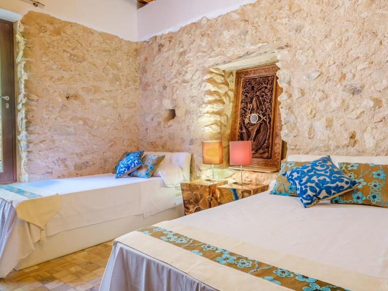 Can Savasana , Cala Salada 