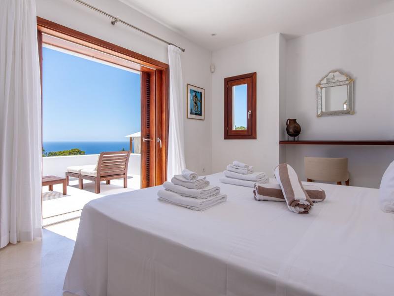 Villa Katherine , Cala Tarida 