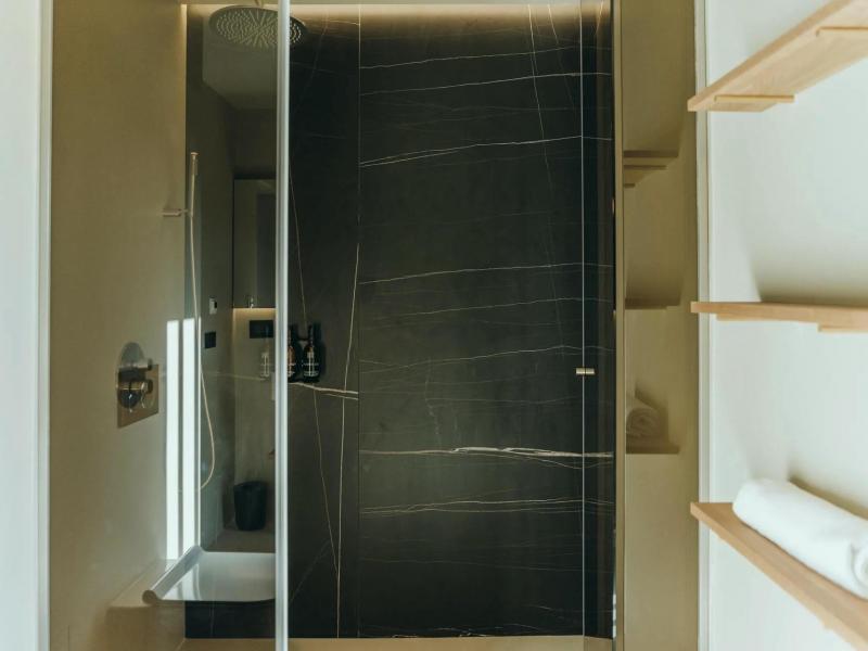 Villa Cascadia , Islands 