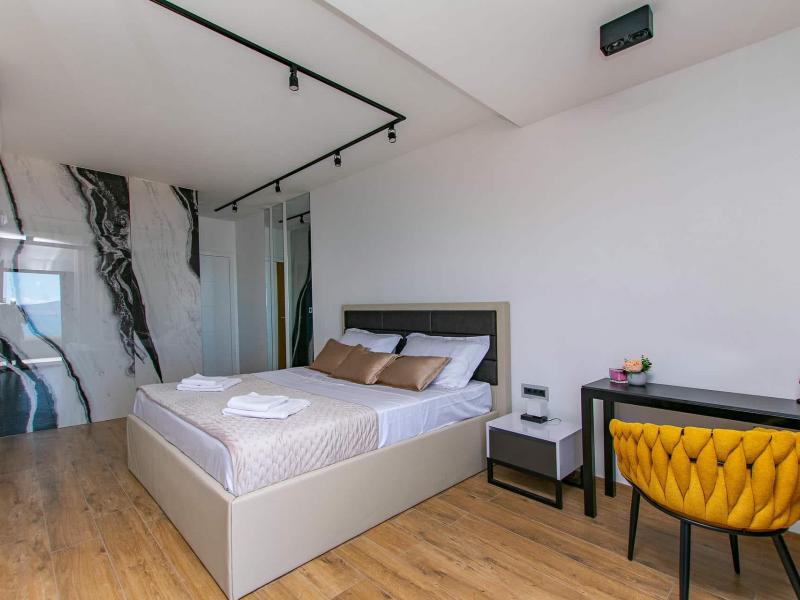 Villa Grande Divina , 