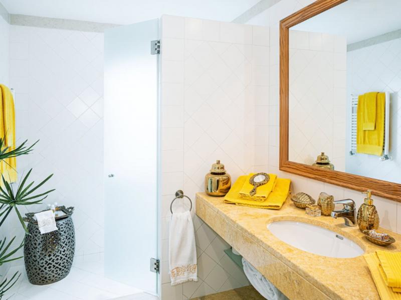 Villa Paradise , Lisbon and coast 