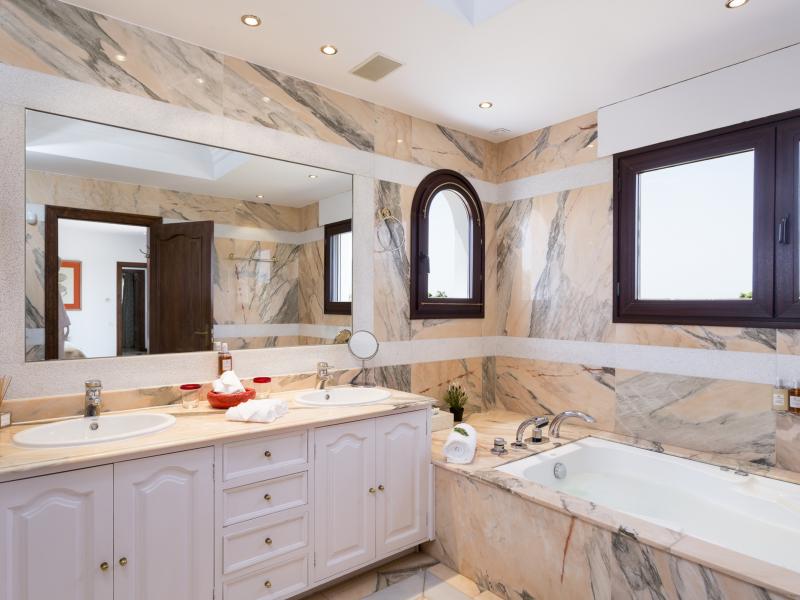 Villa Lucia , Marbella 