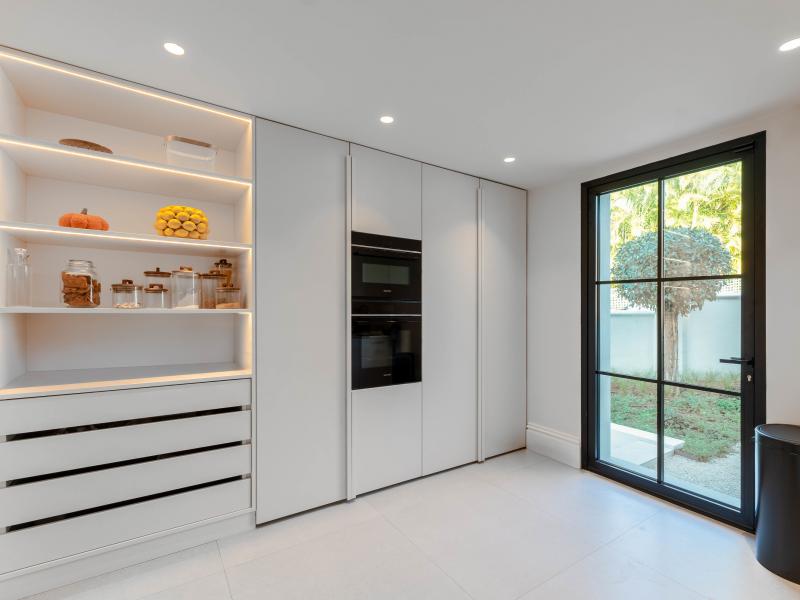 Villa Radiosa , Marbella 