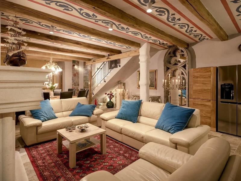 Villa Aurelia , Islands 