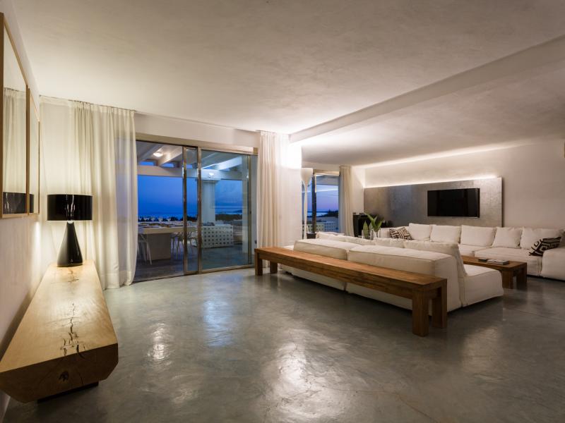 Casa El Dorada , Cap Martinet 