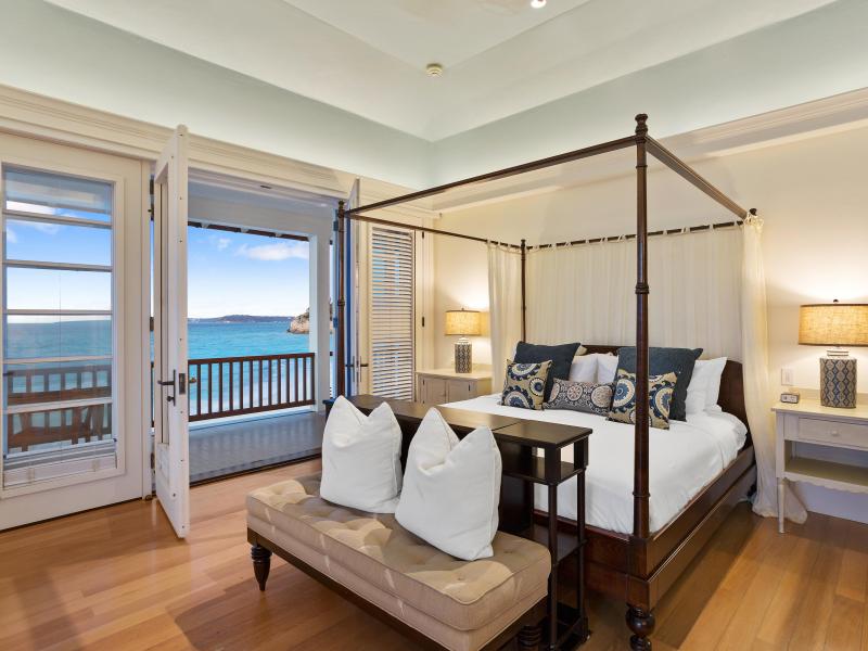 Coral Estate , Long Bay 