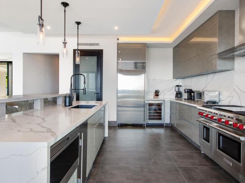 Le Rêve Bleu , Little Bay 