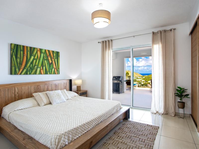 La Casa del Jefe , Orient Bay 