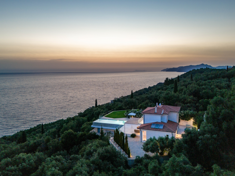 Villa Symphonia , Corfu 