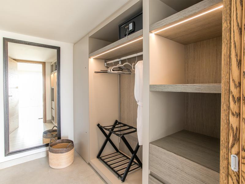 Avanti , Terres Basses 