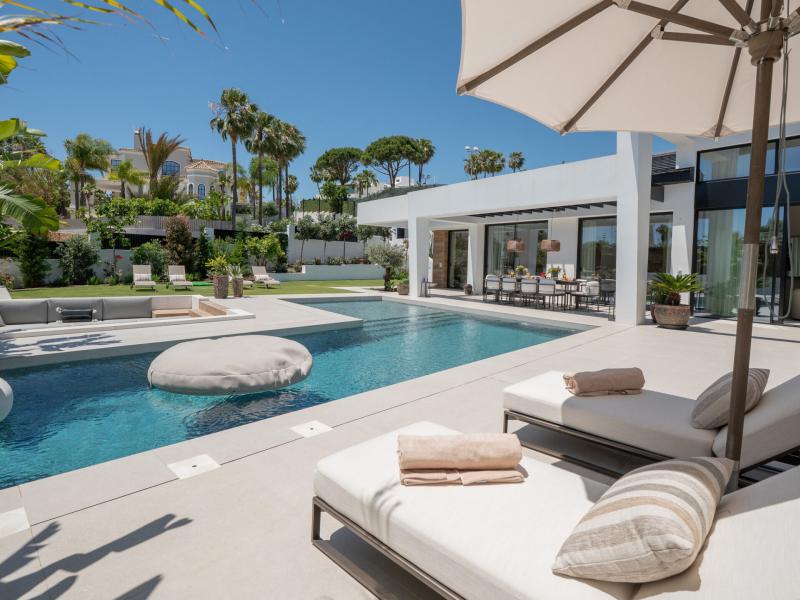 Villa Ami , Nueva Andalucia 