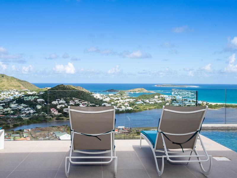 La Casa del Jefe , Orient Bay 