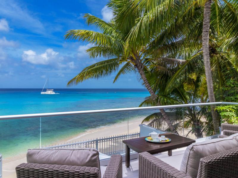 Westshore Beach House , Beachfront villas Barbados , Speightstown , St Peter , West Coast Barbados 