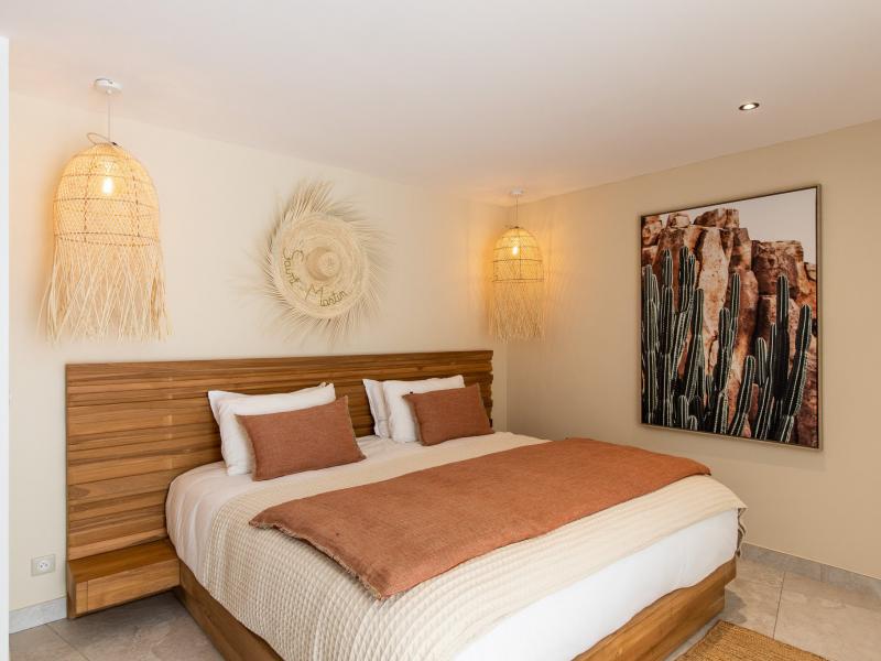 Vogue Art , Orient Bay 