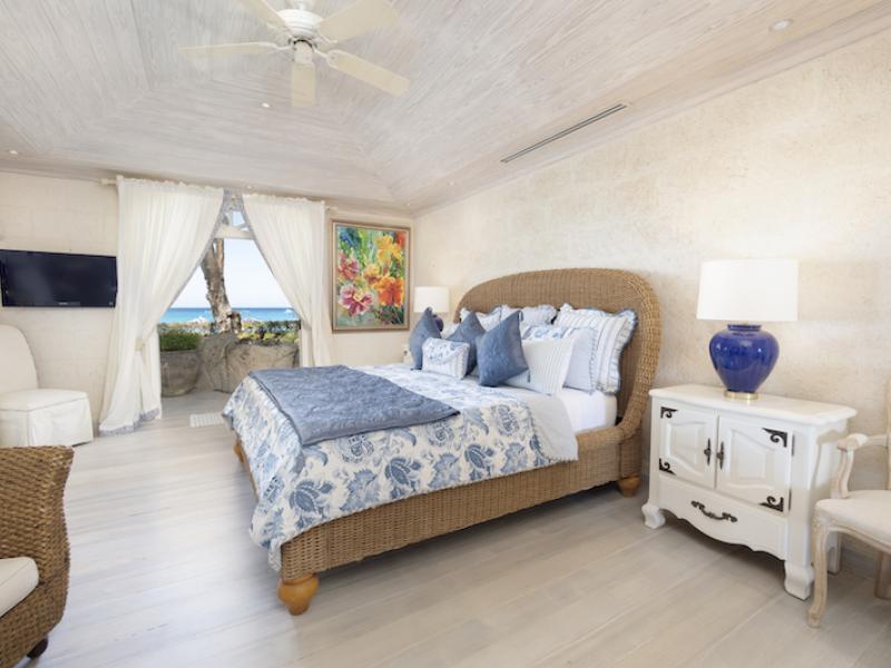 Old Trees 2 - Azzurro , Beachfront villas Barbados , Old Trees , Paynes Bay , St James , West Coast Barbados 