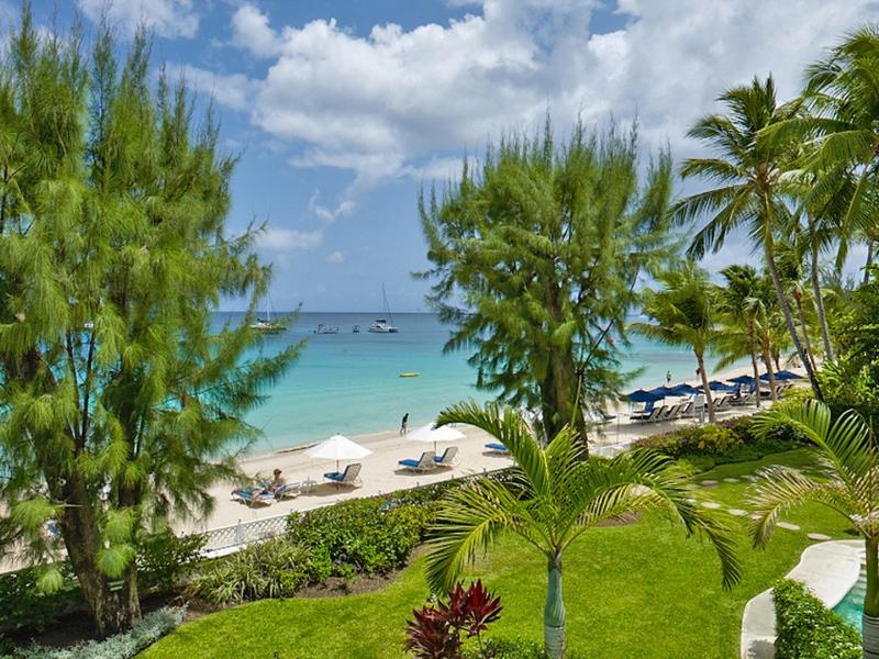 Old Trees 6 - Firefly , Beachfront villas Barbados , Old Trees , Paynes Bay , West Coast Barbados 
