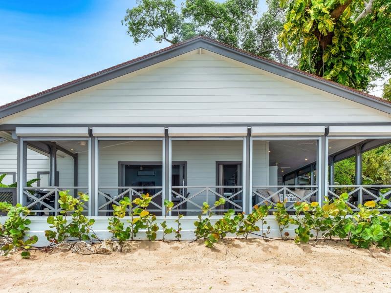 La Lune - Beachfront , Beachfront villas Barbados , Gibbes , St Peter , West Coast Barbados 