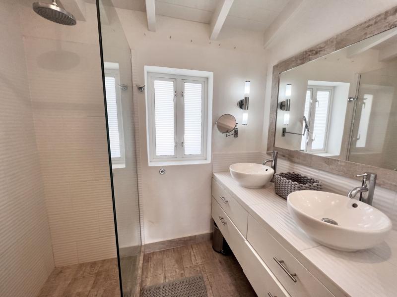 Glitter Bay 302 - Bikini Top , Beachfront villas Barbados , Glitter Bay , Porters , St James , West Coast Barbados 