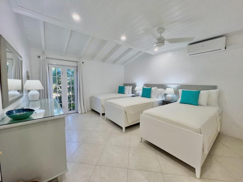 Glitter Bay 204 - Sea Men's Inn , Beachfront villas Barbados , Glitter Bay , Porters , St James , West Coast Barbados 