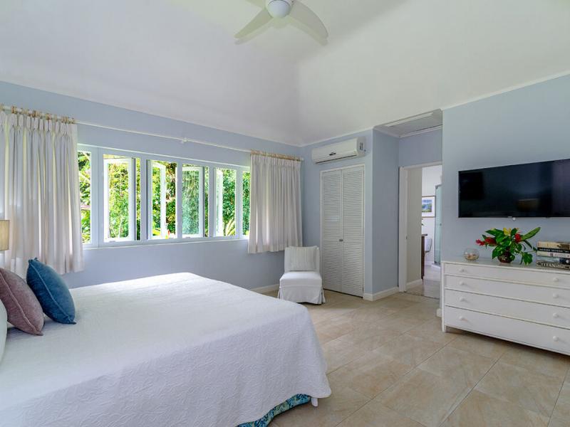 Somewhere , Ocho Rios 