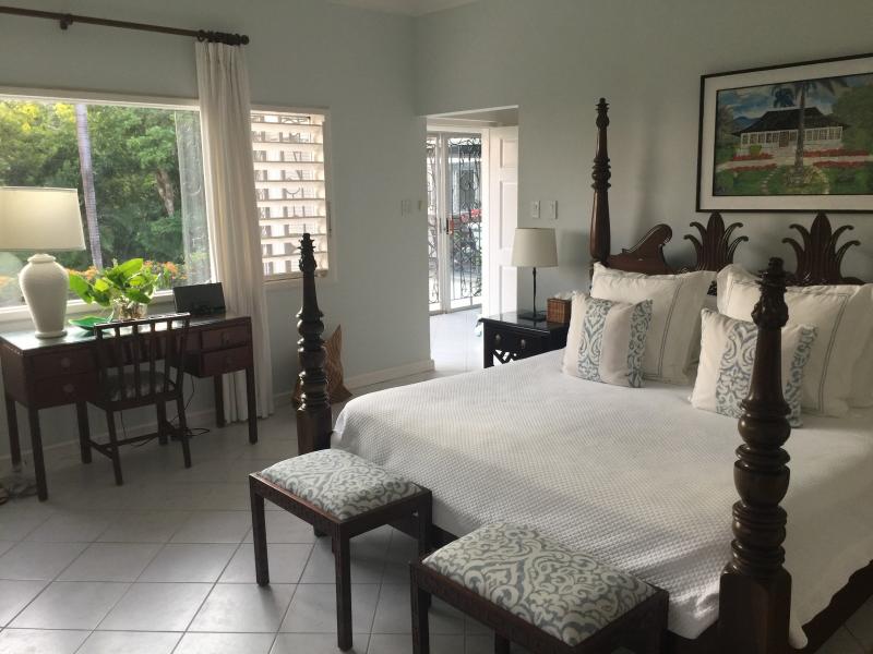 Bluebird , Montego Bay , Tryall 