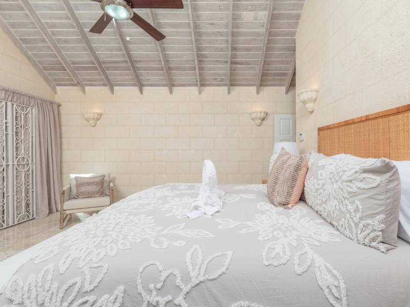 Queen's Fort Pavilion , Queens Fort 