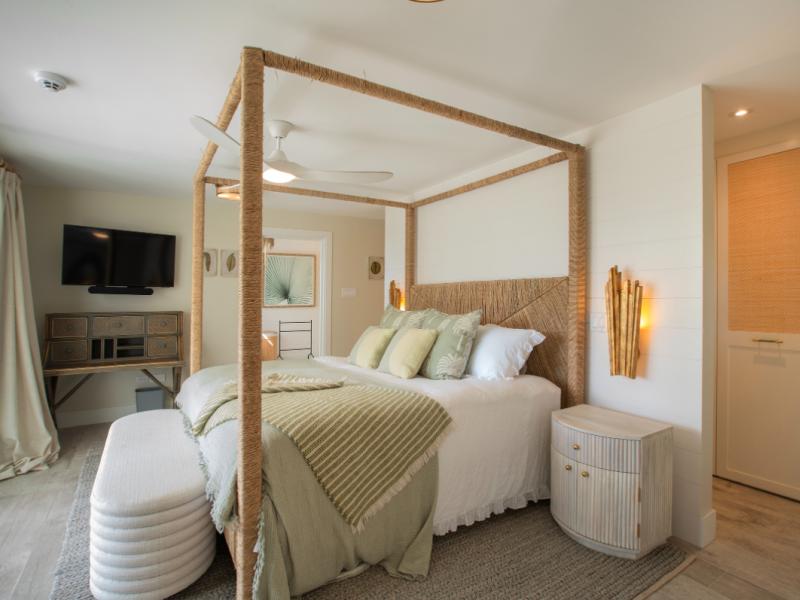 Seastar House and Cottage , 