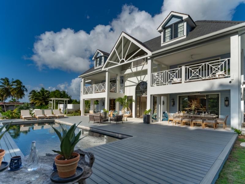 Seastar House and Cottage , 