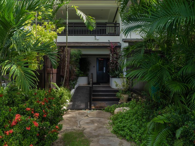 Coral Cove 9 - 'Beachi' - Beachfront , Beachfront villas Barbados , Coral Cove , Paynes Bay , St James , West Coast Barbados 